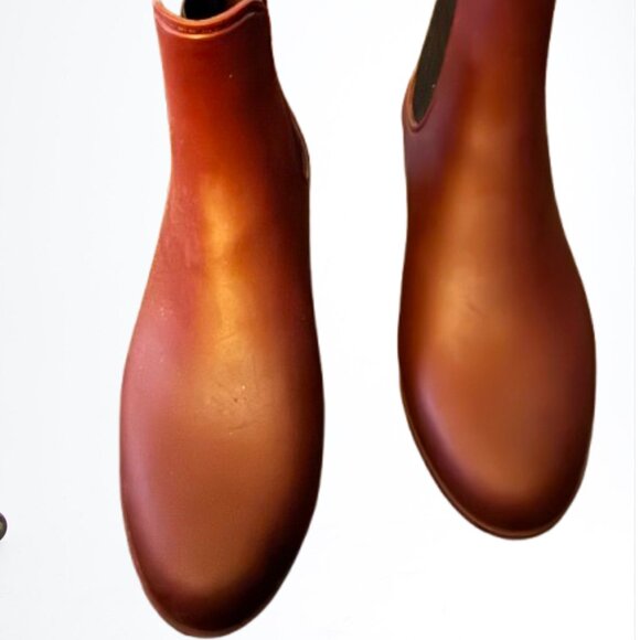 JCREW Matte Burgundy Rain Boots - Picture 3 of 6